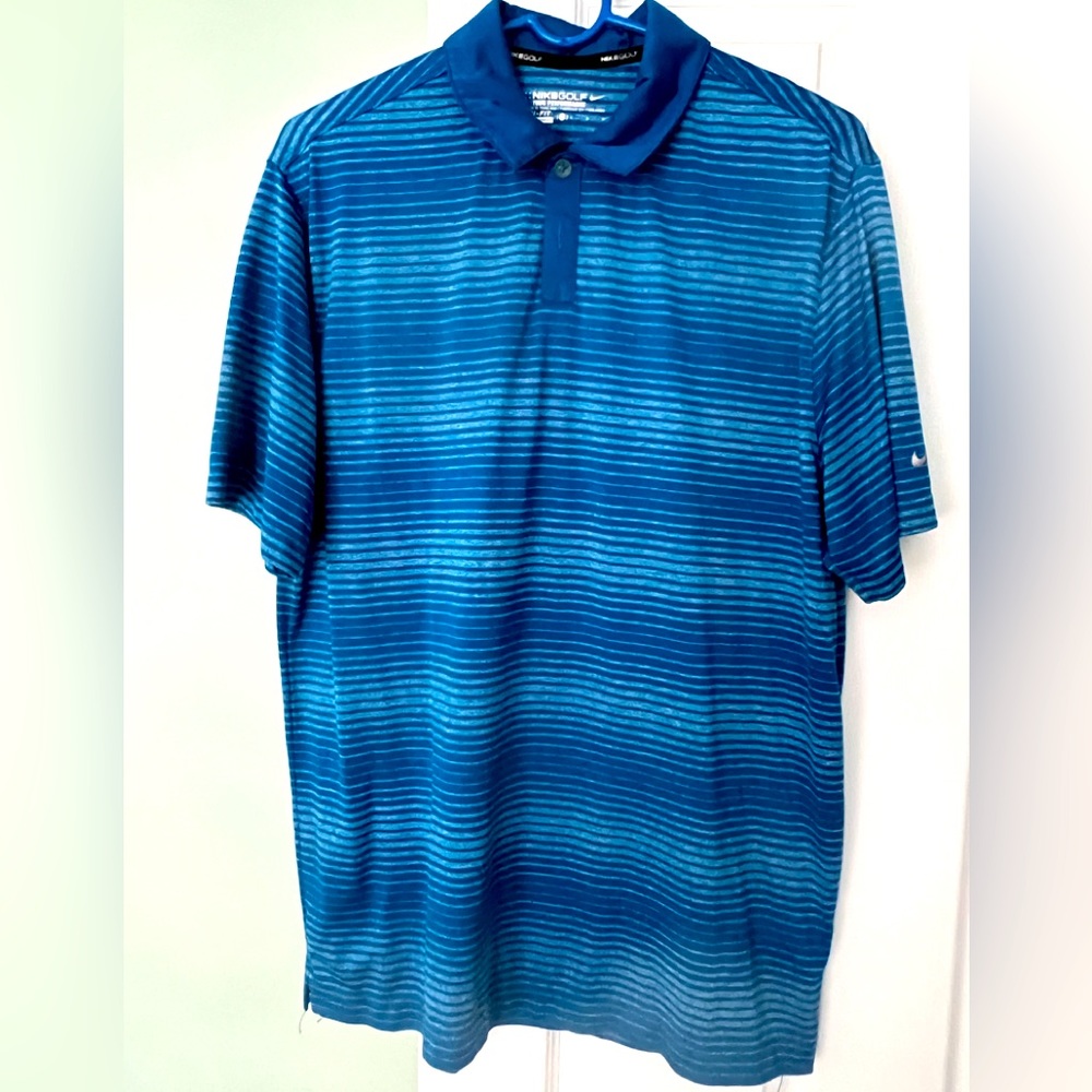 Nike men’s golf shirt